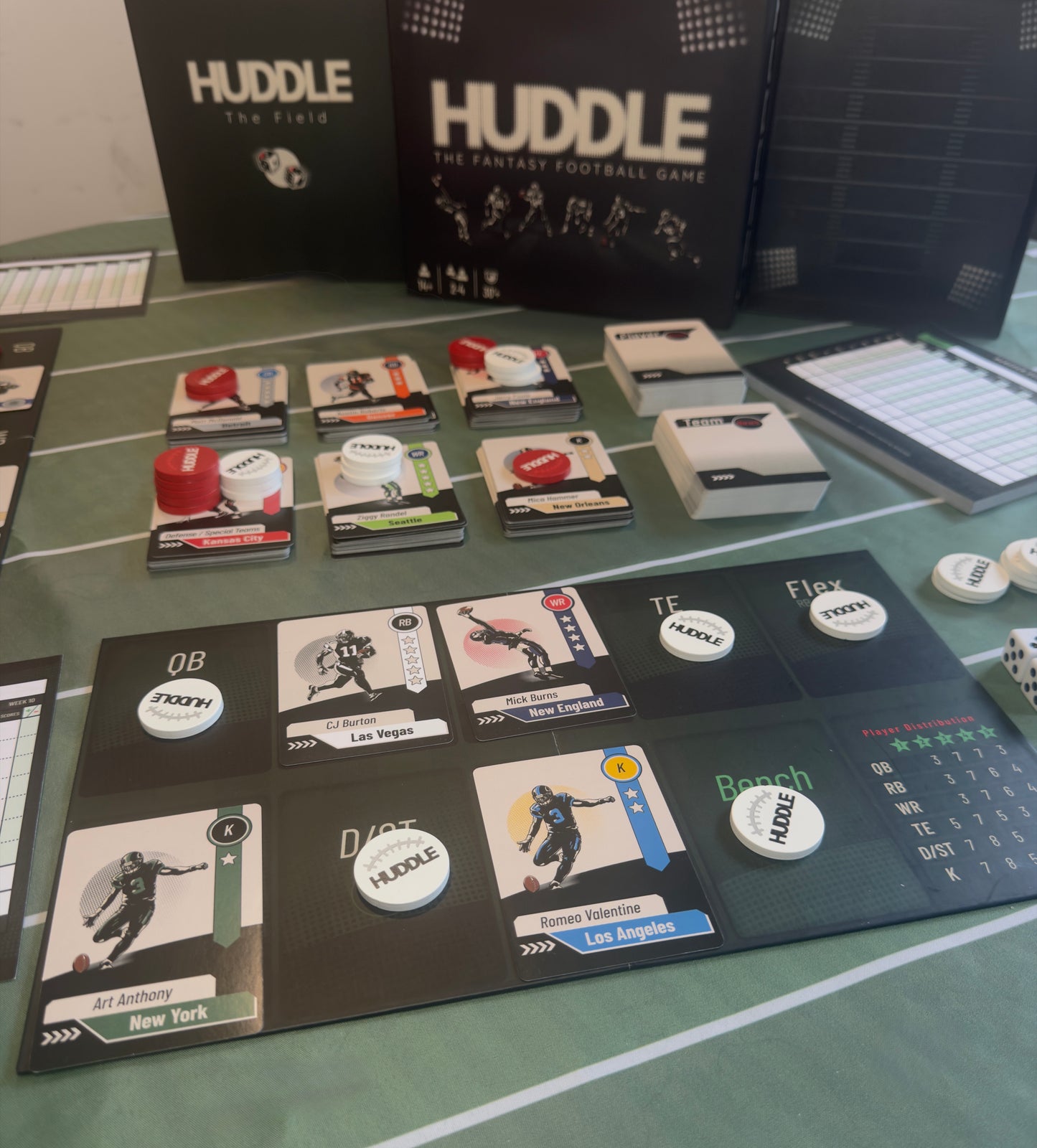 Pre-Order: Huddle – The Fantasy Football Game (4-Player Base Edition)