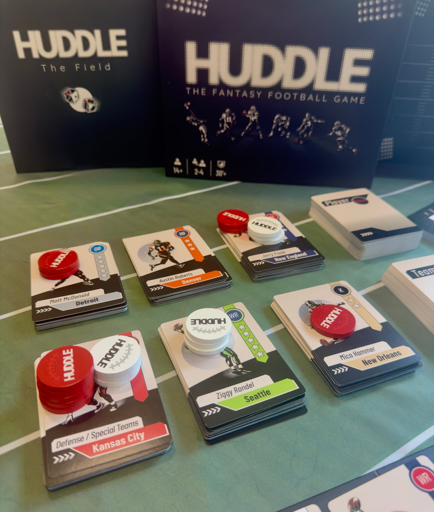 Pre-Order: Huddle – The Fantasy Football Game (4-Player Base Edition)
